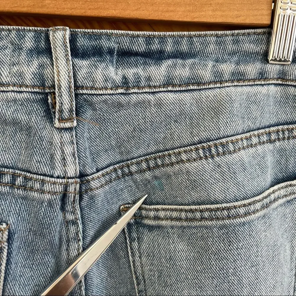 PacSun Distressed Embroidered High Rise Mom Jeans - Picture 7 of 9